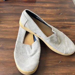 Toms slip ons